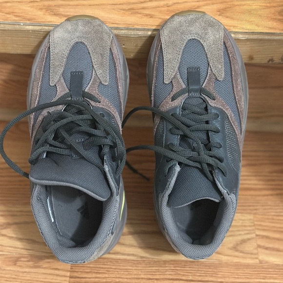 Yeezy Boost 70 Mauve Men’s Size 6 Sneakers - Picture 2 of 16